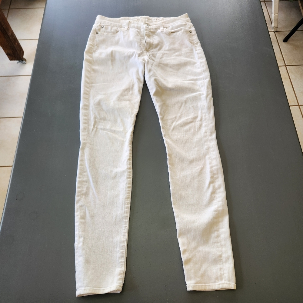 7 for All Mankind Skinny Mid Rise Stretch White Jean Size 28 Beachy Vacation